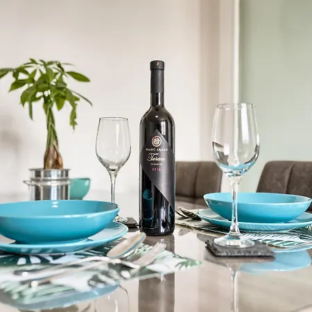 Joelle Apartamento Pula